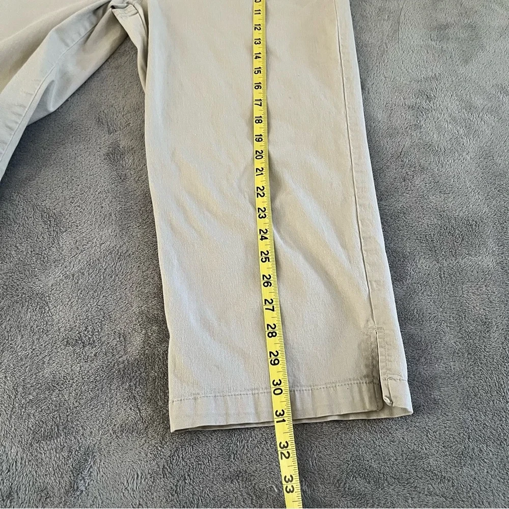 Vintage Gloria Vanderbilt Women Capri Cropped Pants Size 14P Beige Lace up Front